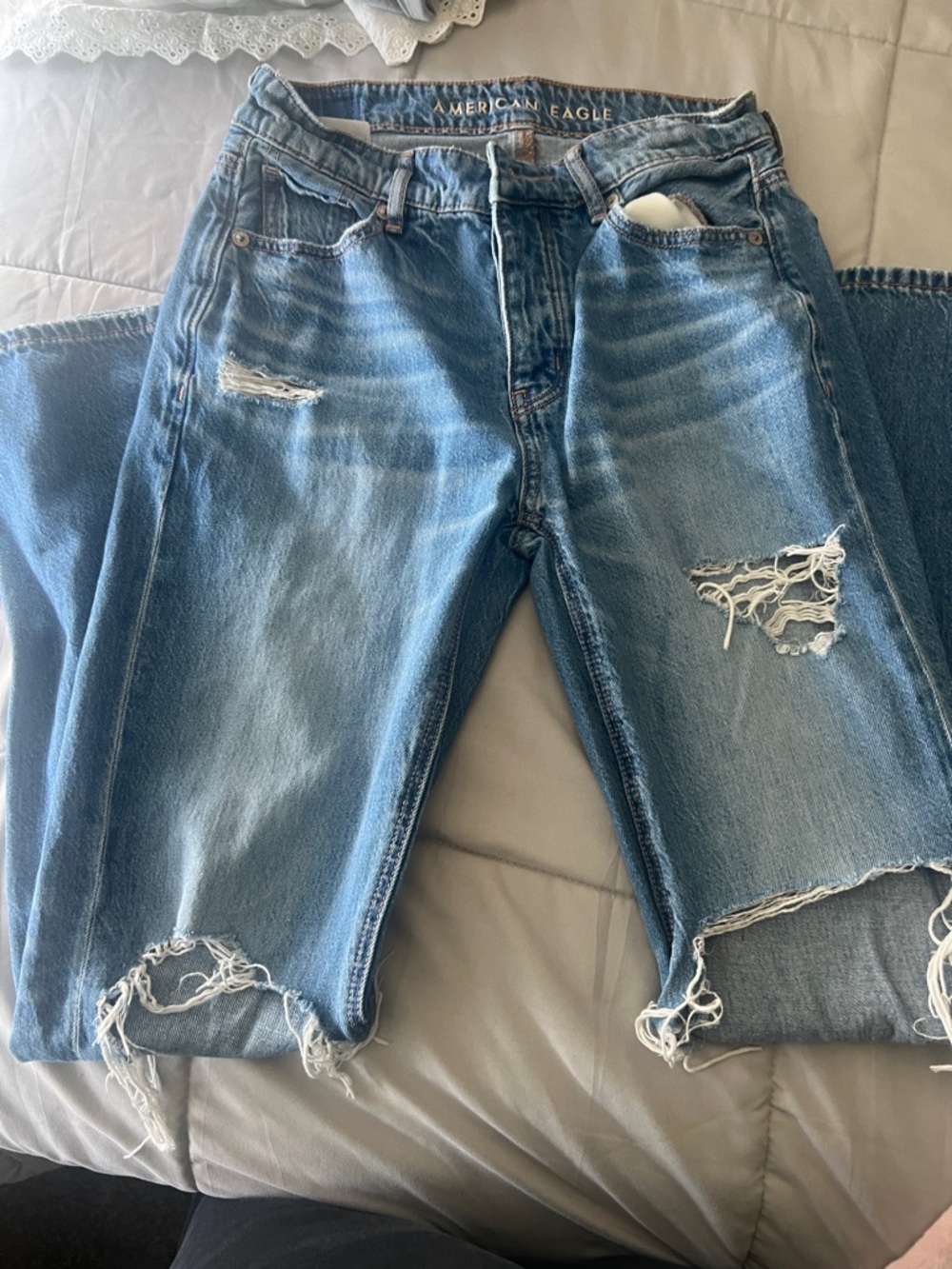 American Eagle Outfitters Light Blue Distressed Boyfriend Jeans
